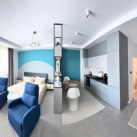 Axxis Blue Serenity - Beachfront - Free Underground Parking *