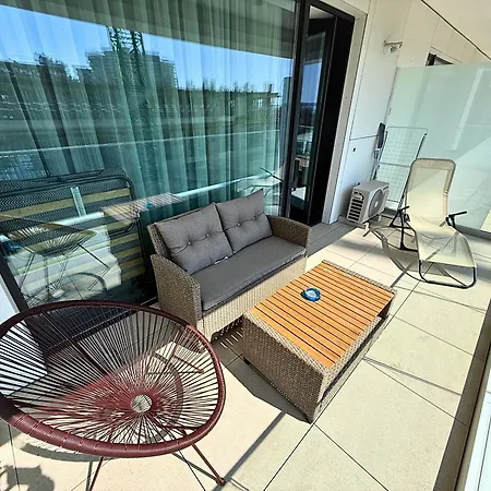 Axxis Blue Serenity - Beachfront - Free Underground Parking *