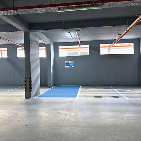 Apartment Axxis Blue Serenity - Beachfront - Free Underground Parking